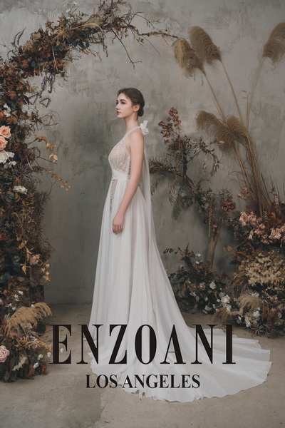 ENZOANI ROM 結婚登記禮服 3